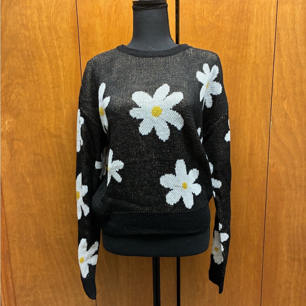 Active Basic Black Sweater with White Floral Design